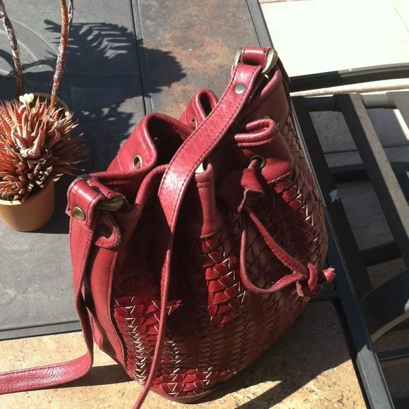 Red Woven Bucket Bag - Picture 4 of 4